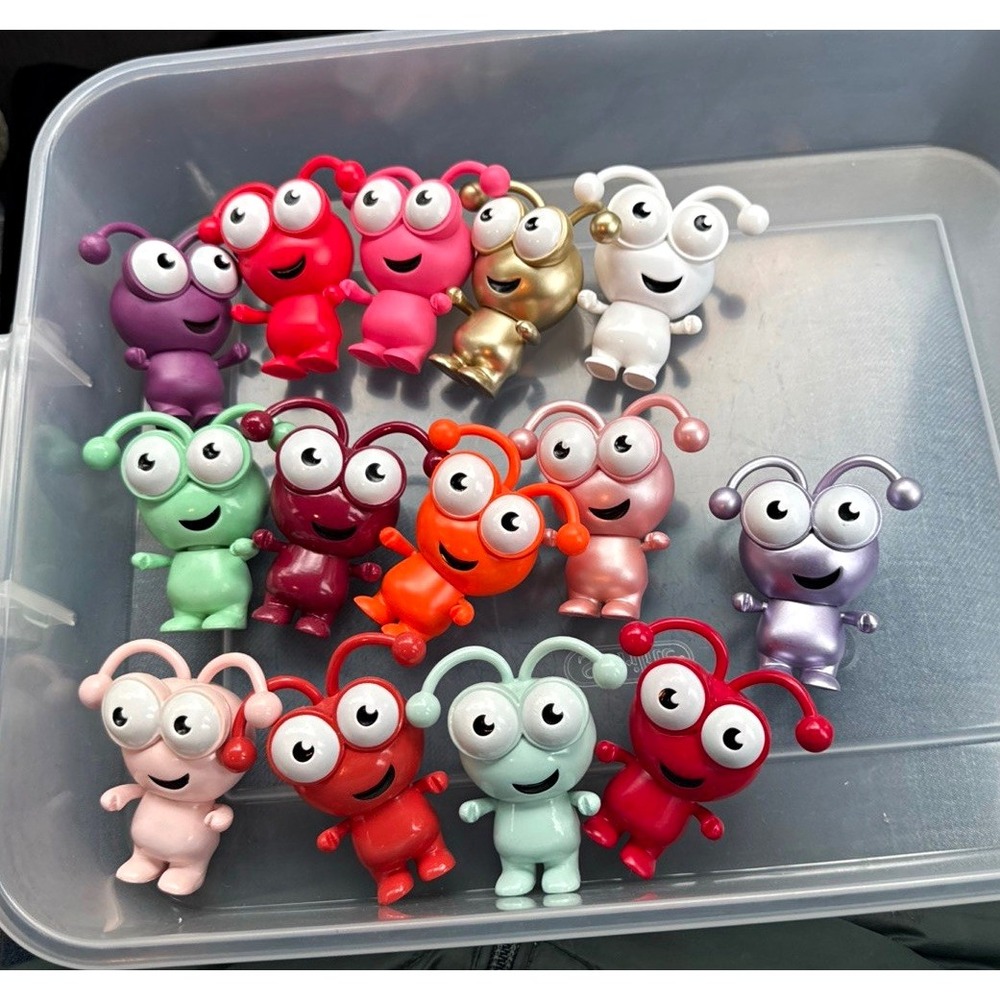 Cricut Cuties Figurine Lot 15 Multicolor No Duplicates 3 rare metallic colorways